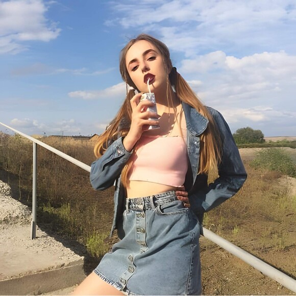cva6yxdyd1jy